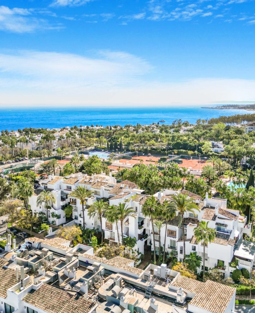 Penthouse Duplex in Marina Puente Romano
