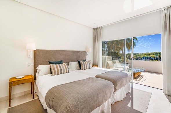 Penthouse Duplex in Marina Puente Romano