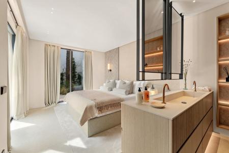 Modern Villa in Aloha