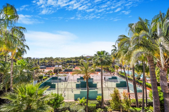 Penthouse Duplex in Marina Puente Romano