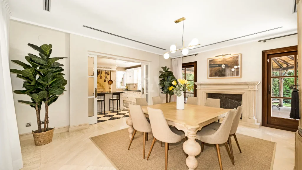 Grand Residence in Sierra Blanca