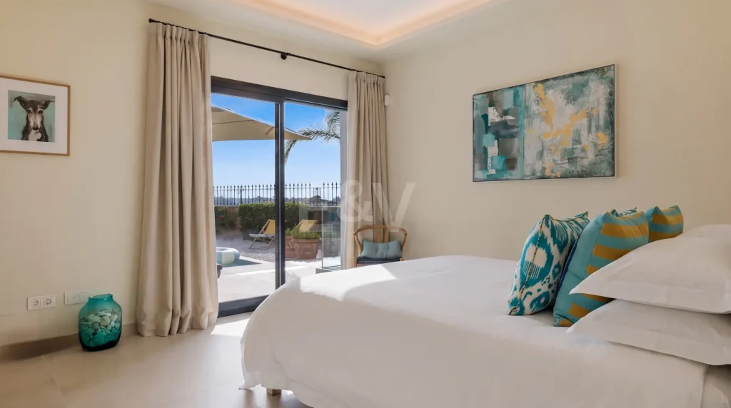 Contemporary Villa in Las Lomas del Marbella Club
