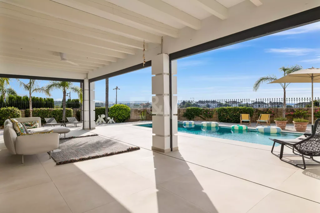 Contemporary Villa in Las Lomas del Marbella Club